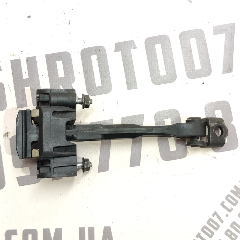 Обмежувач дверей Volvo V50 (04-12) 2.0 Diesel задній правий