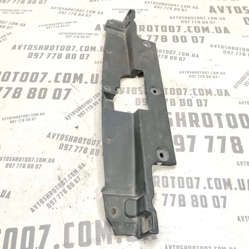 Кронштейн радіатора Hyundai Elantra 3 (00-06) OEM 863502d700