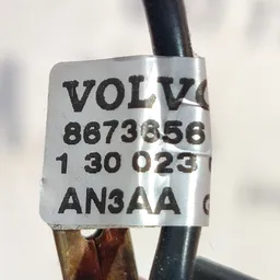 Підсилювач антени Volvo V50 (04-12) 2.0D задня права верхня фото 3
