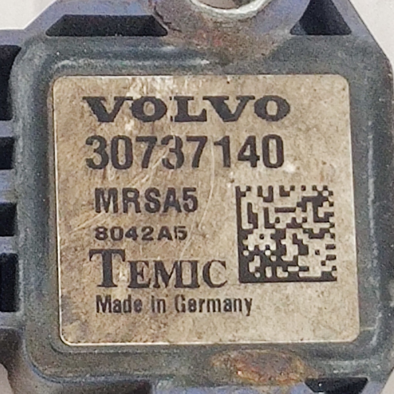Датчик удару Volvo V50 (04-12) 2.0D пер.прав. OEM 30737140