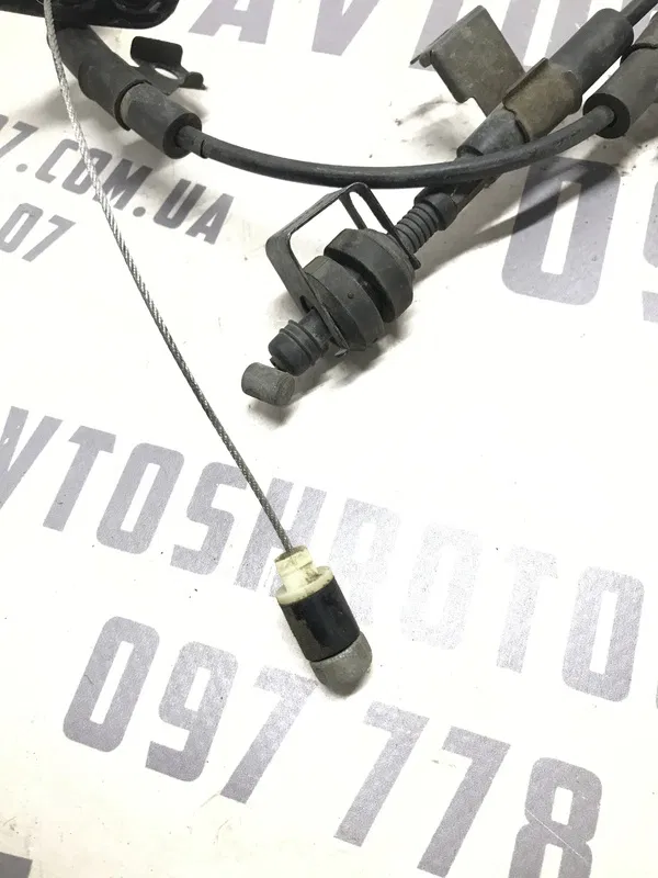 Трос педалі газу Kia Cerato 1 (04-09) 2.0 Бензин 327902f110
