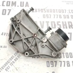 Кронштейн генератора Volvo V50 (04-12) 2.0D прав. 9650034280 фото 3
