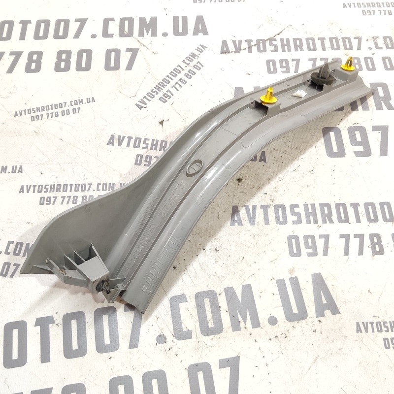 Накладка салону Volvo V50 04-12 2.0D задня ліва OEM 8641786 фото 2