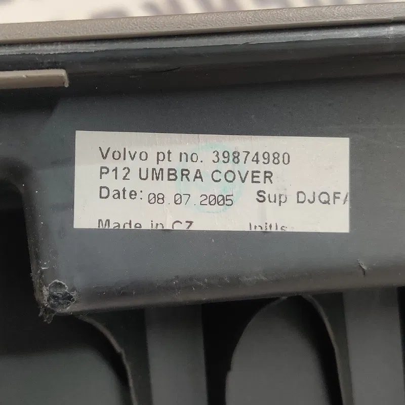 Полка багажника Volvo V50 (04-12) 2.0D задня OEM 39874980