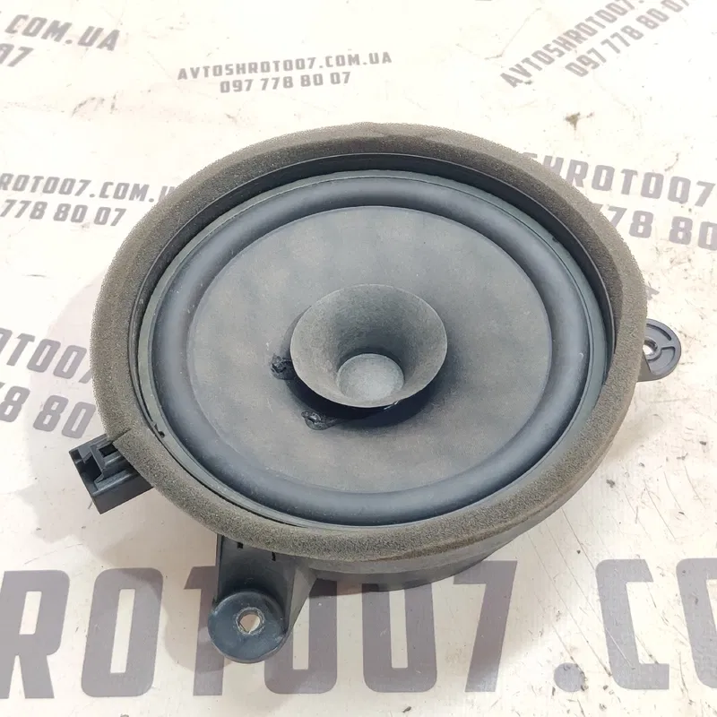 Динаміки задні Volvo V50 (04-12) 2.0 Дизель OEM 30752083