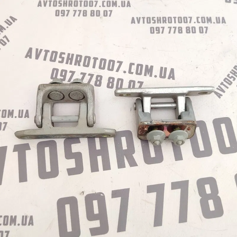 Завіса багажника Kia Sorento 1 02-09 2.5 CRDi Дизель Верхня