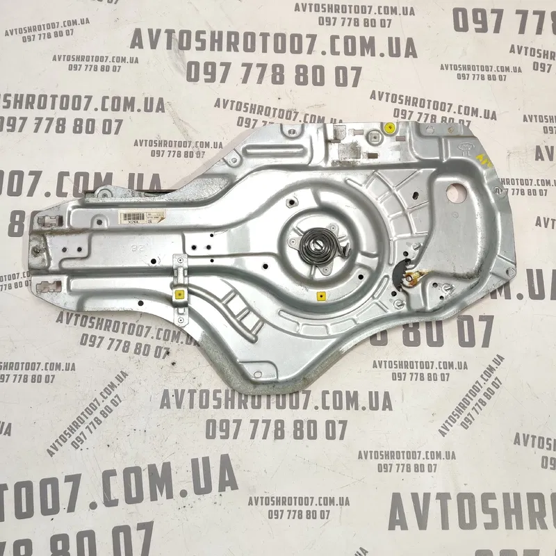 Склопідіймач Hyundai Elantra 00-06 1.6 п.лів. OEM 824702D062