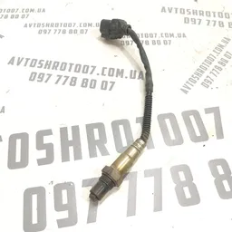 Лямбда зонд Hyundai Elantra 3 00-06 1.6 нижня OEM 3921022620
