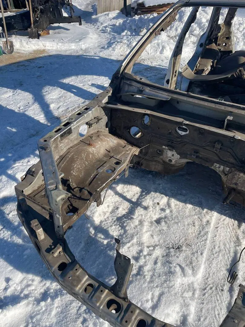 Четверть Kia Sorento 1 (02-09) 2.5 CRDi передня права