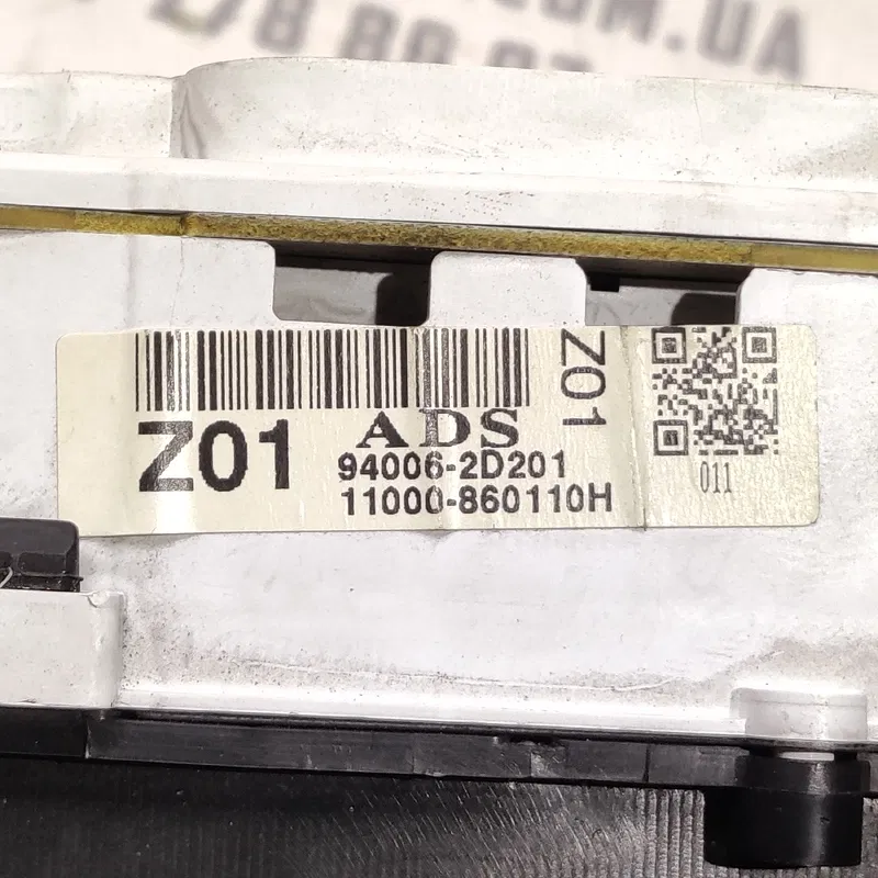 Панель приладів Hyundai Elantra 3 (00-06) 1.6 OEM 940062d201