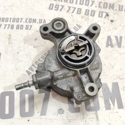 Насос вакуумний Volvo V50 (04-12) 2.0 Дизель D4204T фото 3