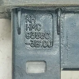 Кінцевик дверей Hyundai Elantra 3 00-06 1.6 Бенз 935603b100 фото 5