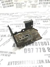 Крепіж акумулятора Chevrolet Tacuma (00-08) 2.0 бензин фото 3