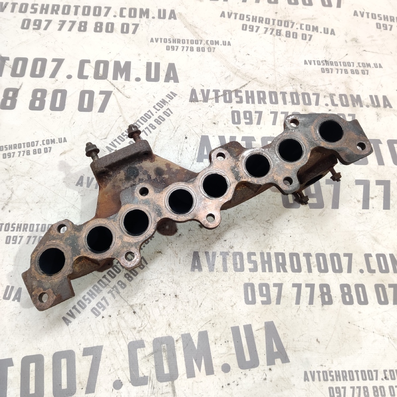 Колектор випускний Volvo V50 (04-12) 2.0 D OEM 9646849080
