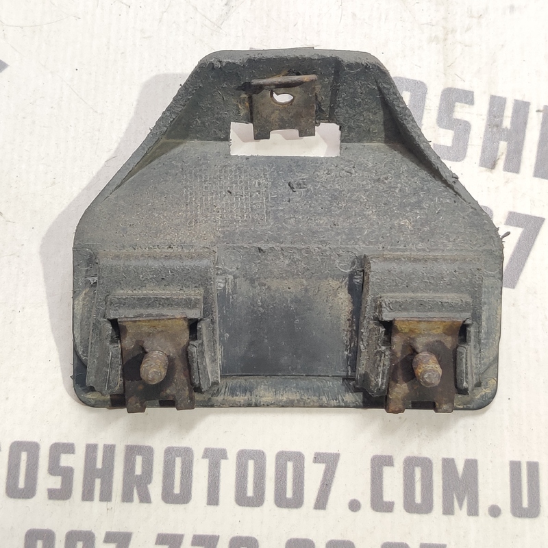 Кронштейн бампера Volvo V50 (04-12) 2.0 Дизель задній нижній