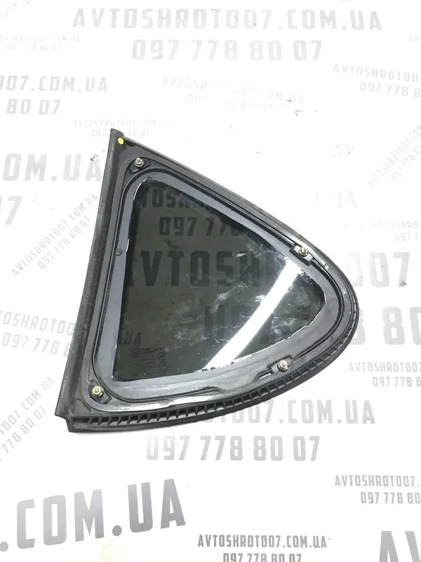Скло кузовне Chevrolet Tacuma (00-11) 2.0 Бензин задня права