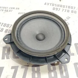 Динаміки Toyota Auris 06-12 1.6 Бенз передні OEM 861600d180