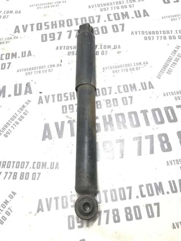 Амортизатор Kia Sorento 1 (02-09) 2.5 Дизель D4CB задній