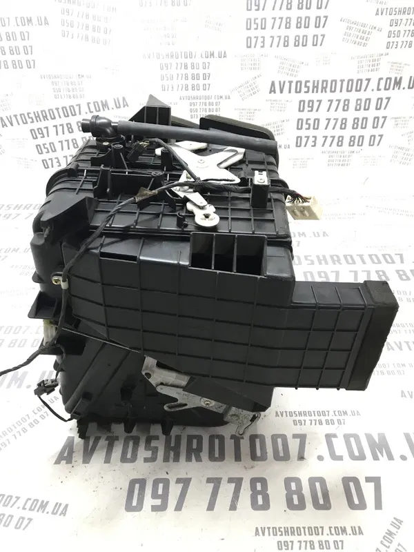 Корпус пічки Kia Sorento 1 (02-09) 2.5 Diesel
