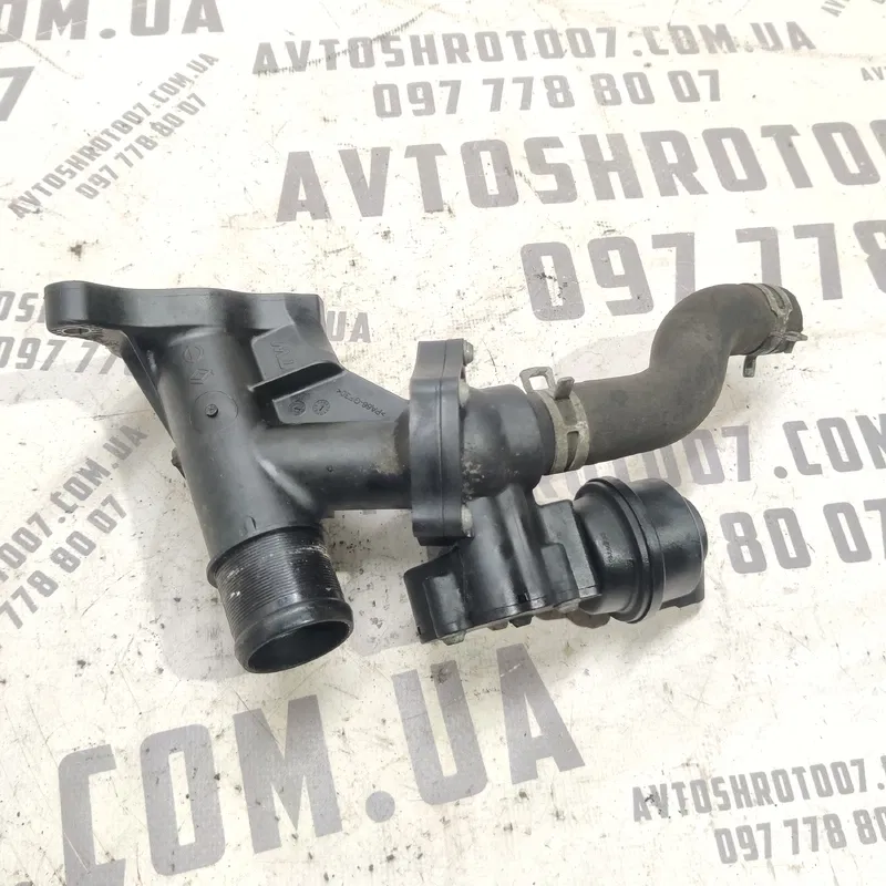 Корпус термостата Renault Scenic 3 09-16 1.6 dCi 110601797R