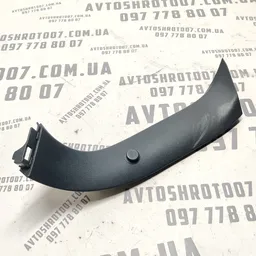 Пластик баг. Toyota Auris (06-12) 1.6 пр.в. OEM 6793702030 фото 1
