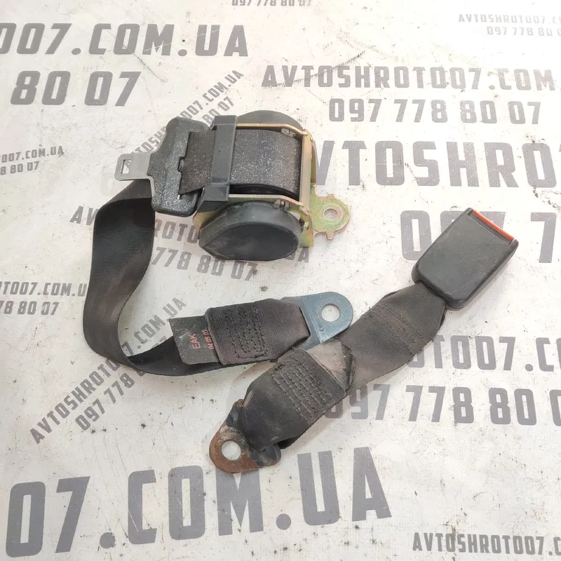 Ремінь безпеки Peugeot 307 (01-08) 1.4 Бензин задня права
