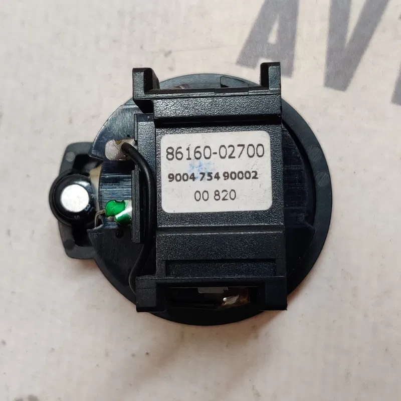Динаміки Toyota Auris (06-12) 1.6 бенз перед OEM 8616002700