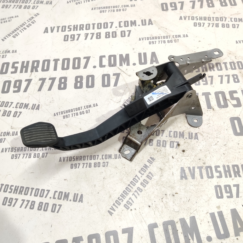 Педаль щеплення Volvo V50 (04-12) 2.0 Дизель D4204T фото 2