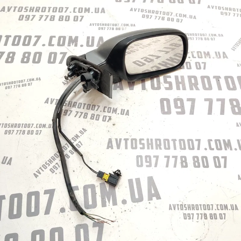 Дзеркало заднього виду Peugeot 307 (01-08) 1.4 Бензин праве