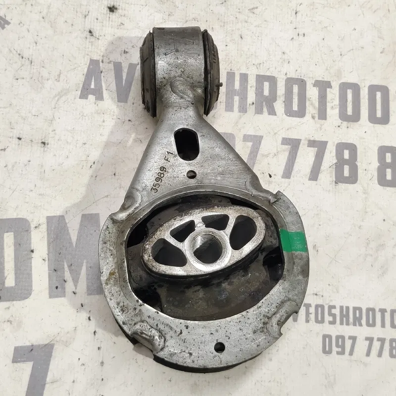Подушка двигуна Renault Scenic 3 09-16 1.6D нижня 112380008R