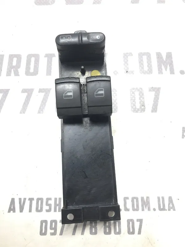 Кнопка склопідіймача VW Passat B5+ 00-05 1.9 ліва 1J3959857B