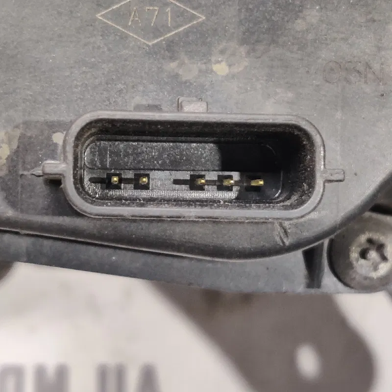 Клапан ЕГР Renault Grand Scenic 3 09-16 1.6d OEM 147100789r