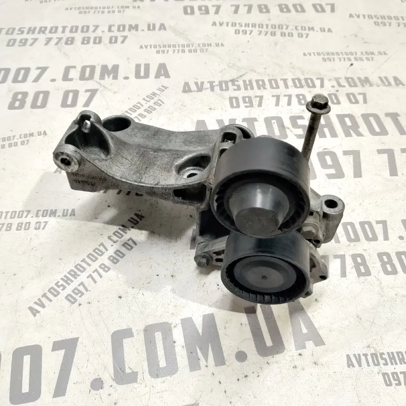 Кронштейн генератора Renault Scenic 3 (09-16) 1.6 117102017r