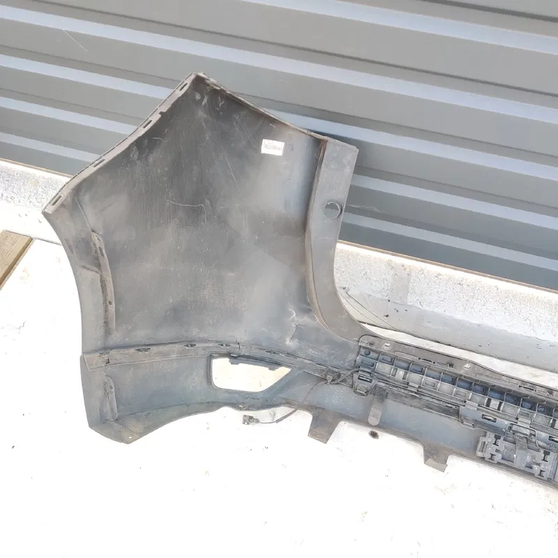 Бампер задній Renault Grand Scenic 3 (09-16) 1.6d 850220040R
