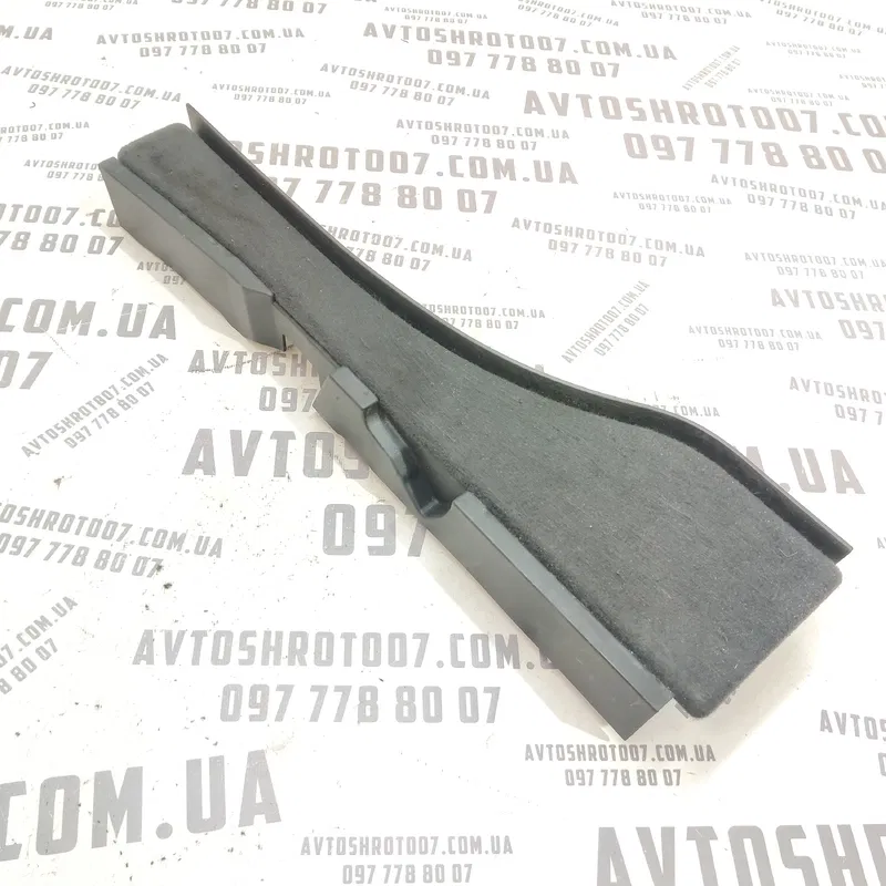 Накладка Renault G.Scenic 3 09-16 1.6d Зд Пр OEM 849500074r