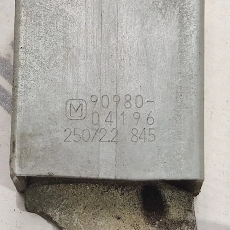 Реле Toyota Auris (06-12) 1.6 Бензин 9098004196