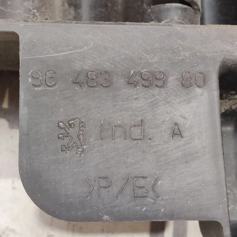 Абсорбер бампера Peugeot 307 (01-08) 1.4 передній 9648349980