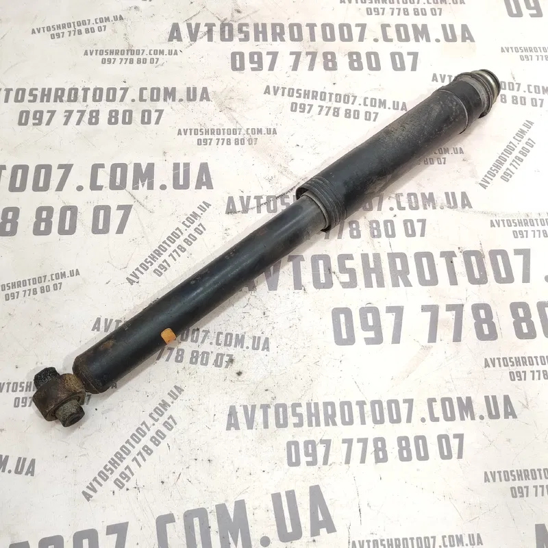 Амортизатор задній Toyota Auris (06-12) 1.6B OEM 4853002501