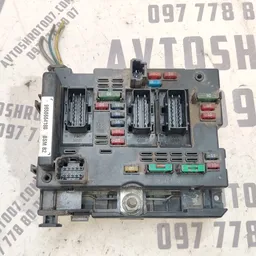 Блок запобіжників Peugeot 307 01-08 1.4 Бензин OEM9650664180 фото 2