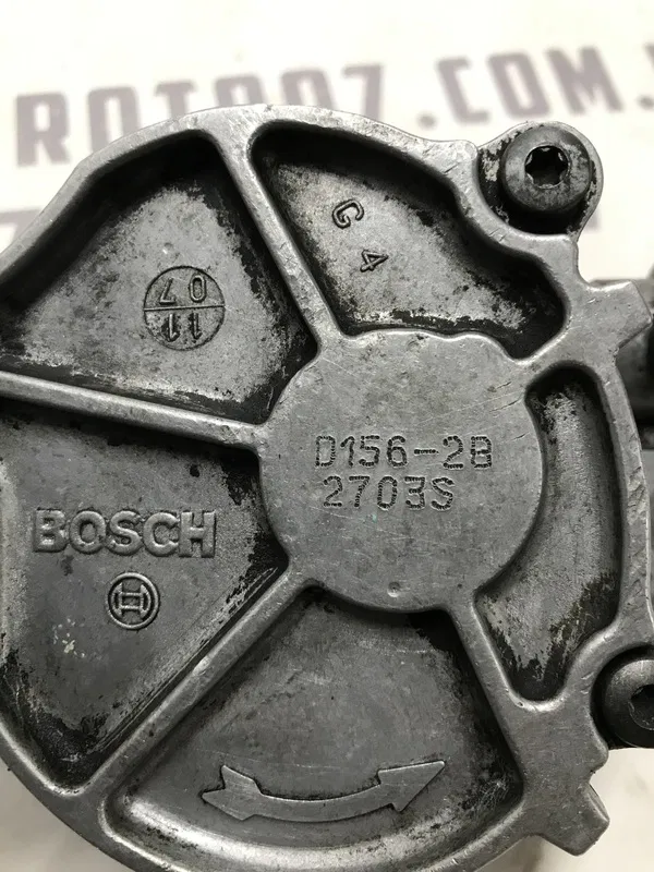 Насос вакуумний Citroen Berlingo 1 (96-08) 1.6D D1562B
