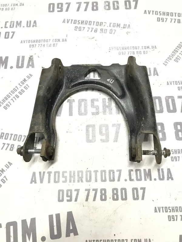 Ричаг підвіски передній правий Peugeot 407 (04-11) 2.0D