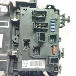 Блок запобіжників Peugeot 407 (04-11) 2.0D 9656148080 фото 3
