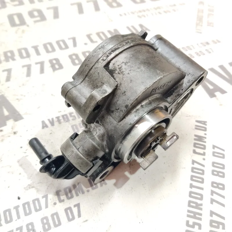 Насос вакуумний Ford Focus MK2 (04-11) 1.6D OEM d1563c1