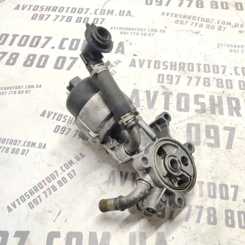 Корпус масляного фільтру Peugeot 407 (04-11) 2.0 Дизель