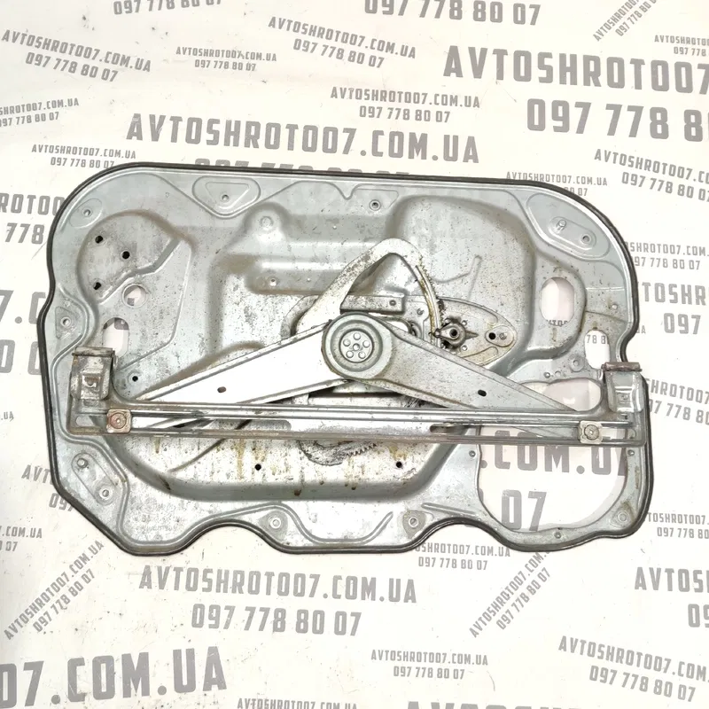 Склопідіймач передній правий Ford Focus MK2 (04-11) 1.6D