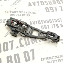 Кронштейн пер. правий Ford Focus MK2 04-11 1.6D 3M51R224A37