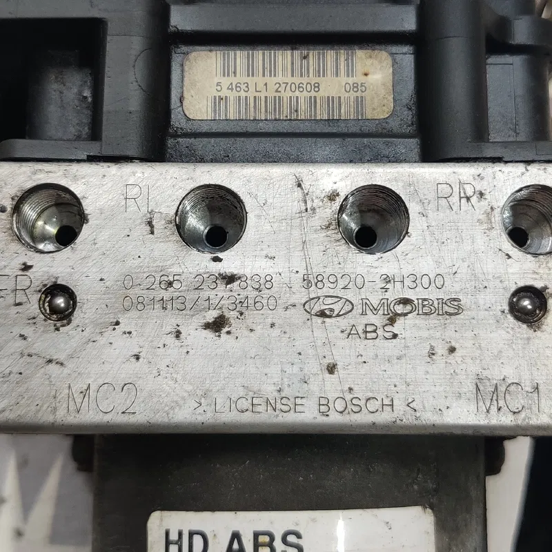 Блок АБС Hyundai Elantra 4 (06-11) 1.6 бенз 589202H300