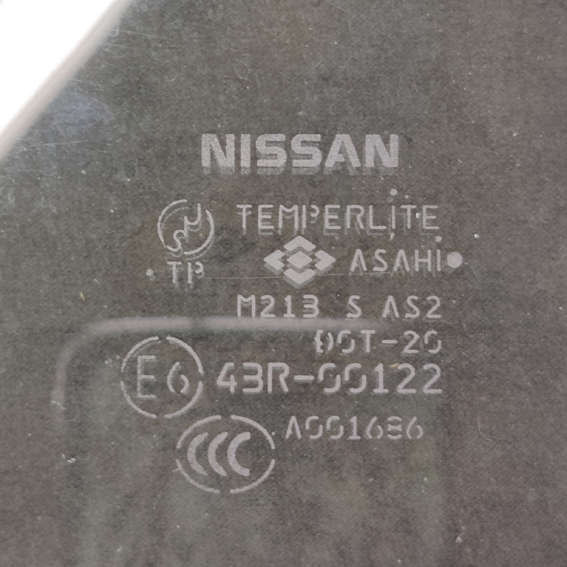 Кузовне скло заднє праве Nissan X-Trail T30 (01-07) 2.5Б