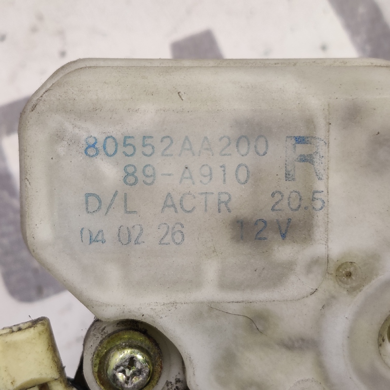Замок дверей передній правий Nissan X-Trail T30 (01-07) 2.5