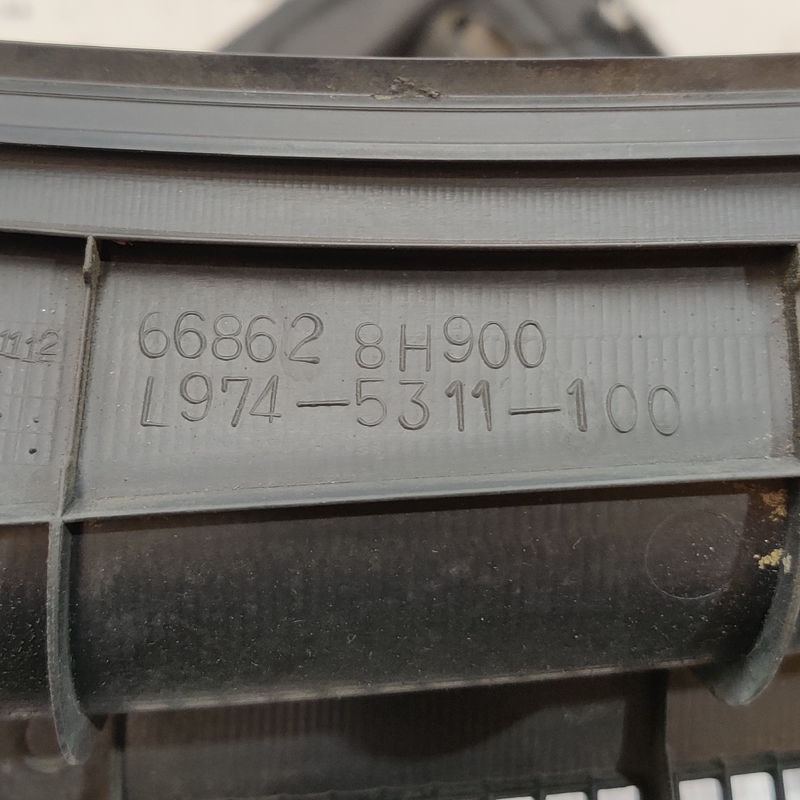 Жабо Nissan X-Trail T30 (00-07) 2.5 Бензин 668628H900